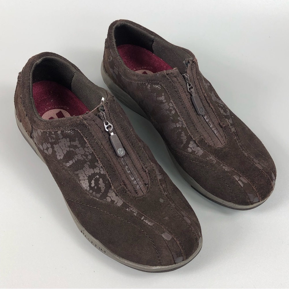 Merrell Women’s Cushioned Espresso Front Zip Sport Shoes Size 6